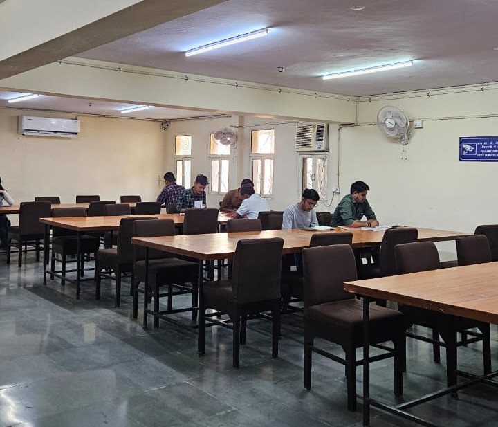 Deshbandhu College Academic photo 6